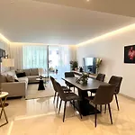 Coastal Living At Royal Banus