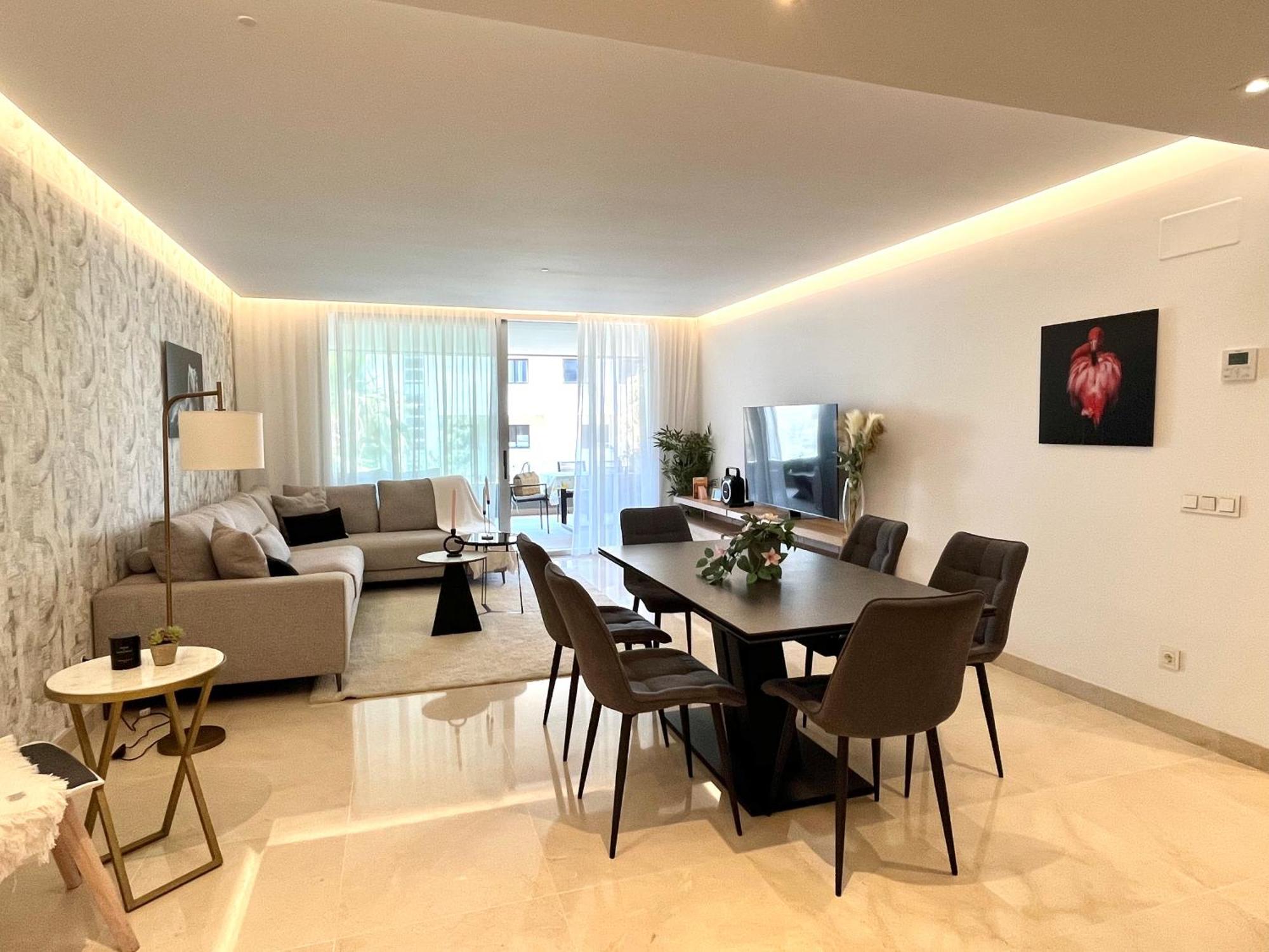 Apartment Coastal Living At Royal Banus Marbella
