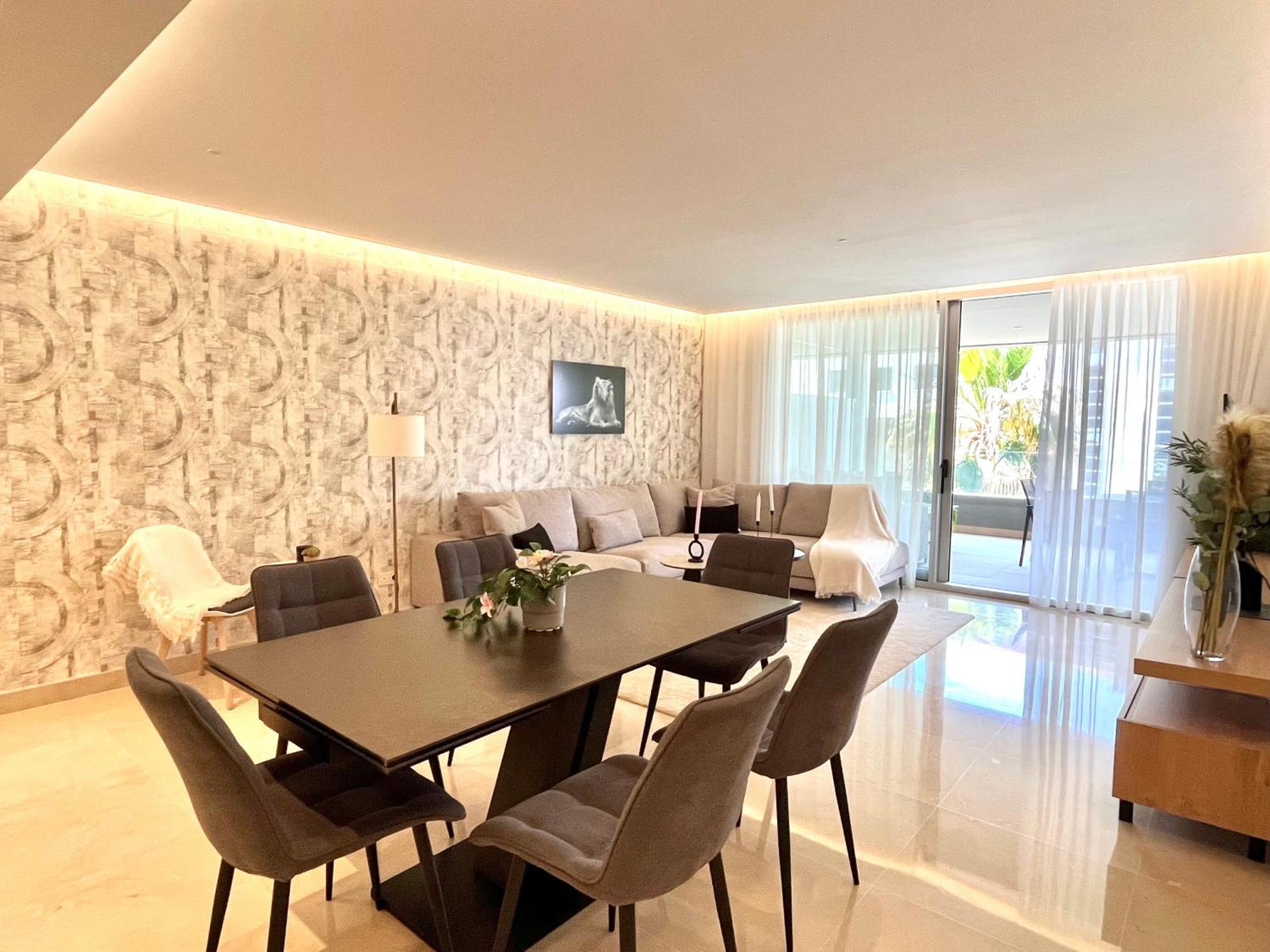 Apartment Coastal Living At Royal Banus Marbella